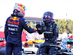 "Als Lewis Hamilton zoveel sneller is dan Max Verstappen, wat is dan de spanning?"