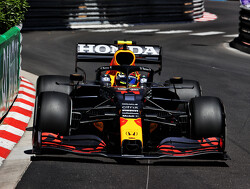 Sergio Perez snelste voor Sainz en Verstappen tijdens eerste vrije training Grand Prix van Monaco