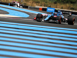 Aan boord bij Esteban Ocon die een ronde over het Circuit Paul Ricard becommentarieert