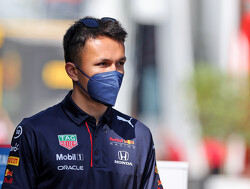 Red Bull Racing: "Albon vrijgelaten, maar houden opties voor de toekomst"