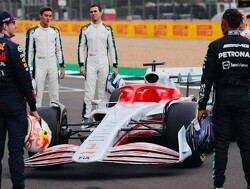 Formule 1 presenteert futuristische 2022 auto