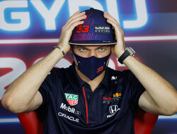  Samenvatting VT1 F1 Grand Prix Hongarije: Verstappen houdt hoofd koel - nipt sneller dan Bottas en Hamilton