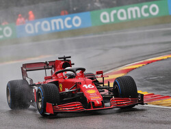 Charles Leclerc heeft het te doen met de fans na deceptie op Spa-Francorchamps