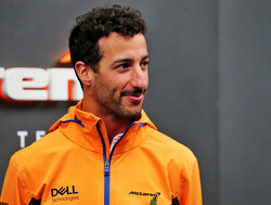 Daniel Ricciardo valt uit na issue met motor: "Volgend weekend weer een kans"