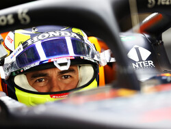 Pérez politiek correct: "Geweldig om Ricciardo bij team te hebben"