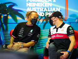 Hamilton prijst ex-teamgenoot Bottas: "Dat heb ik met hem nooit gehad"