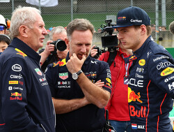 Marko waarschuwt Ferrari en looft Verstappen: "Hij reed een superieure race"