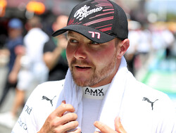 Bottas haalt 50.000 euro op voor goede doel met bijzondere foto