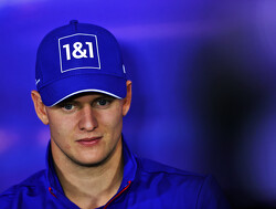 Schumacher: "Gesprekken over nieuw contract voor 2023 zijn in volle gang"