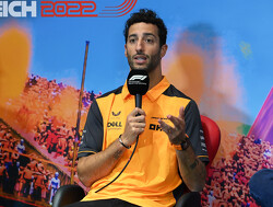 Ricciardo ziet Perez als voorbeeld: "Zijn loopbaan leek voorbij"