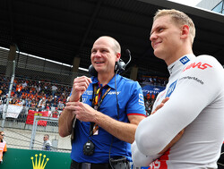 Häkkinen ziet Schumacher groeien: "Niet iedereen is als Max en Charles"