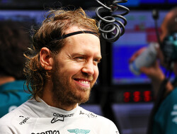 Vettel eert Mateschitz met speciale Red Bull-helm