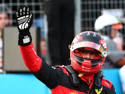 Sainz herdenkt Mateschitz: "Zonder hem had ik nooit de Formule 1 bereikt"