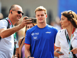 Ecclestone adviseert Mick Schumacher: "Misschien moet hij de F1 uit zijn hoofd zetten"