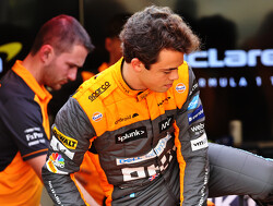 Video: Nyck de Vries past stoeltje bij McLaren