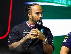 Hamilton kritisch op Saoedische Grand Prix: "Hopelijk komt iedereen veilig thuis"