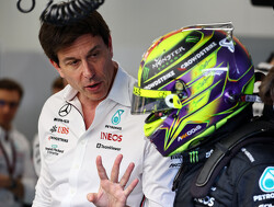 Wolff verwacht geen Ferrari-transfer van Hamilton: "We vertrouwen elkaar"