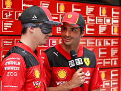 Sainz profiteert van fout teammaat Leclerc: "Tricky kwalificatie voor iedereen"
