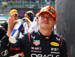 Opgeluchte Verstappen is blij: "Die McLarens waren heel erg snel"