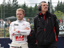Steiner: "Magnussen verdient het om stoeltje bij Haas te verliezen"