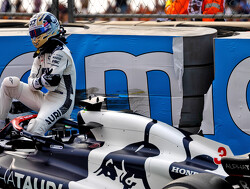 Red Bull bevestigt: Ricciardo breekt pols en kan voorlopig niet racen