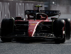 Sainz ontvangt reprimande na hinderen Piastri, Ferrari beboet