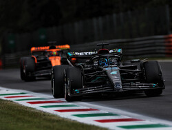 Mercedes wil met nieuwe vloer gevecht aangaan met McLaren