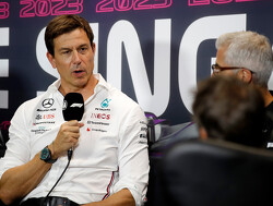 Wolff gaat strijd met Ferrari aan: "We hebben nu een fatsoenlijke wedstrijdleider"