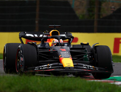  Uitslag VT3 Japan:  Verstappen nipt sneller dan dreigende McLarens