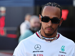 Hamilton ontdekte van alles toen hij achter Verstappen reed