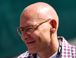 Villeneuve leeft mee met overwerkt Formule 1-personeel