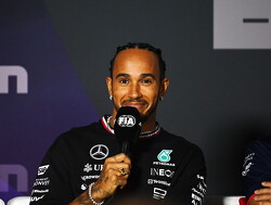 Hamilton lacht weer: "Auto voelt weer als een racewagen"