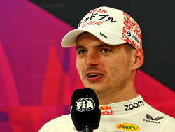 Verstappen trapt raceweekend in Monaco af in perszaal
