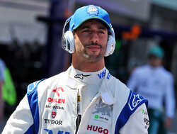 'Ricciardo krijgt ultimatum, Lawson loopt warm'