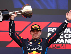 Red Bull blij met Verstappen: "Hij belichaamt het bedrijf"