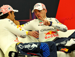 Vader Perez wijst naar Verstappen: "Twee tijgers in een kooi"