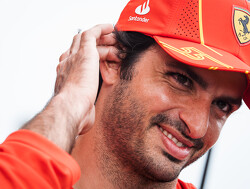 Sainz baalt: "Hier wil je als Ferrari zijnde niet staan"