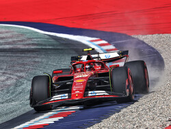 'Sainz wil wachten op nieuwe kans bij Mercedes of Red Bull'