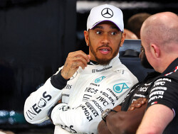 Hamilton haalt zijn schouders op: "Ben gewoon te langzaam"