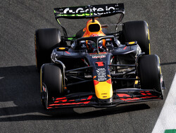 <b> Uitslag kwalificatie Saoedi-Arabië: </b> Oppermachtige Verstappen grijpt pole na crash Norris
