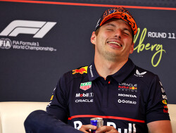 Schumacher weet het zeker: "Verstappen gaat zijn reis vervolgen bij Mercedes!"