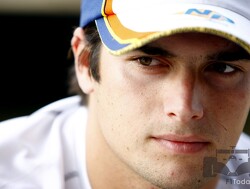 Nelson Piquet jr slams driver lineup at Lotus