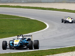 Juncadella scoort pole position op de Nürburgring