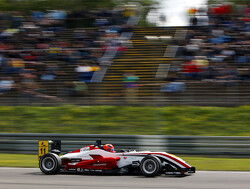 Roberto Merhi aan kop tijdens afsluitende training Zandvoort