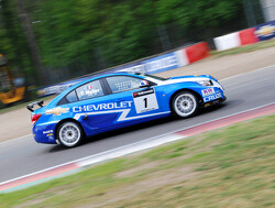 Yvan Muller en Robert Dahlgren bovenaan in testsessie