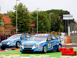 Huff en Menu zetten Chevrolet ruim aan kop tijdens warm up