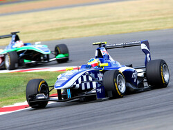 Michael Christensen eindigt test op Silverstone aan kop