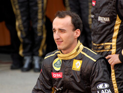 Kubica completes 115 laps in a Formula 1 car