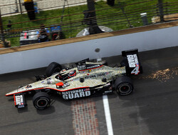 JR Hildebrand verlengt contract bij Panther Racing tot eind 2013