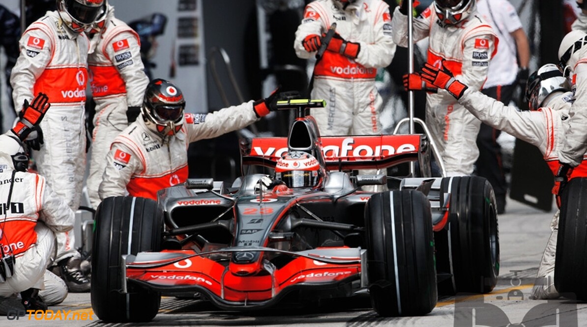 McLaren bereidt coureurs in simulator voor op avondrace